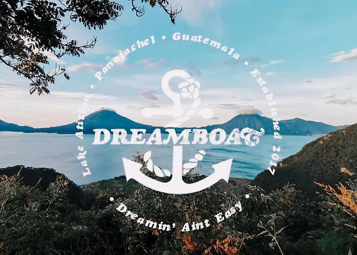 Dreamboat Hostel Panajachel